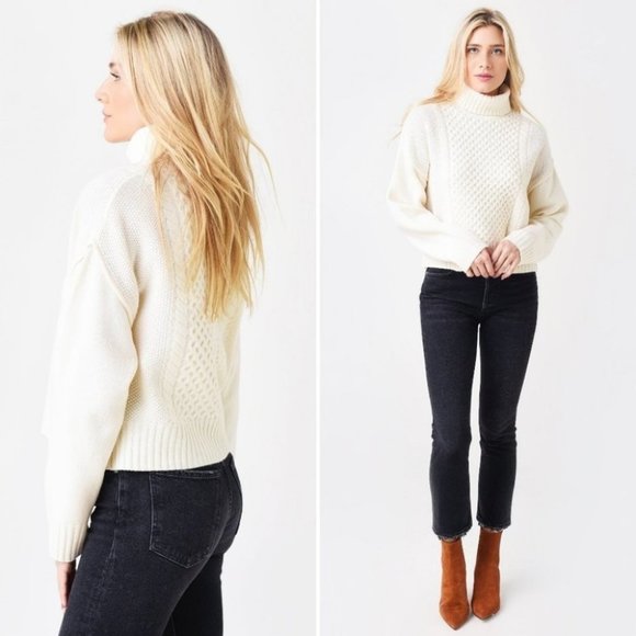 NWT! ATM Cream Turtleneck cable knit WOOL SWEATER Size Medium